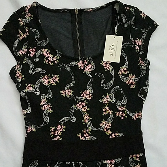NEW GUESS VINTAGE DITSY DRESS SZ XS - Picture 8 of 8